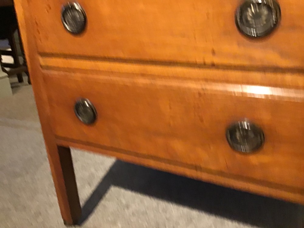 Antique oak chest of drawers View V