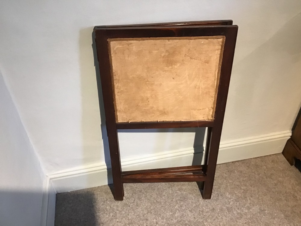 Antique screen View VI