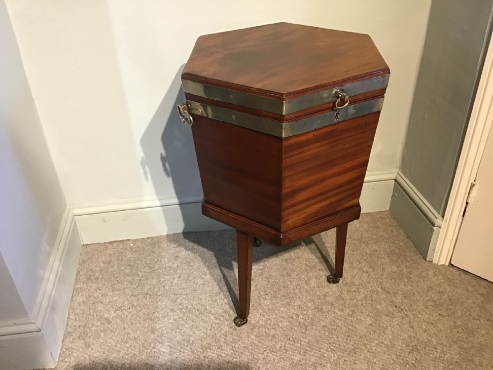 Georgian mahogany cellarette  View II