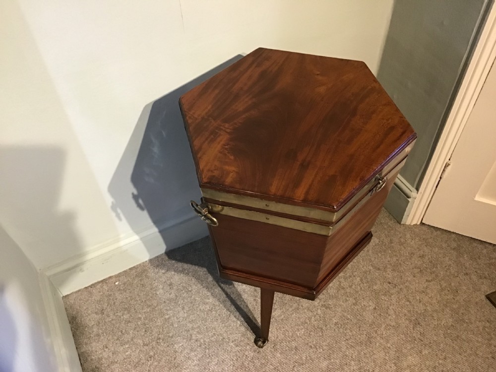 Georgian mahogany cellarette  View III