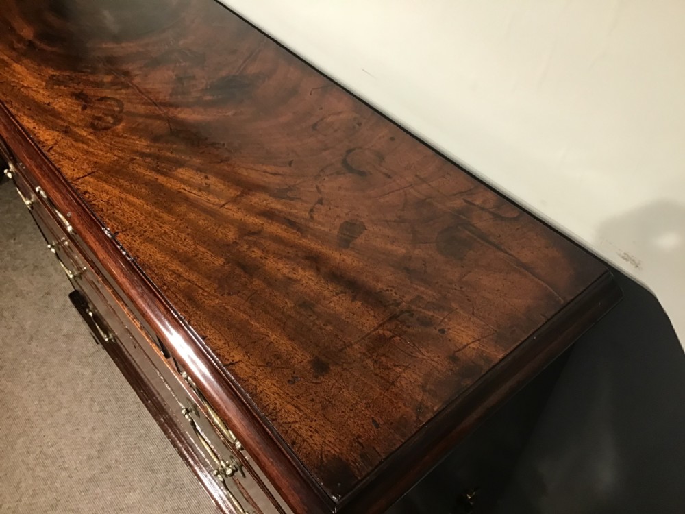 Antique mahogany chest of drawers View III