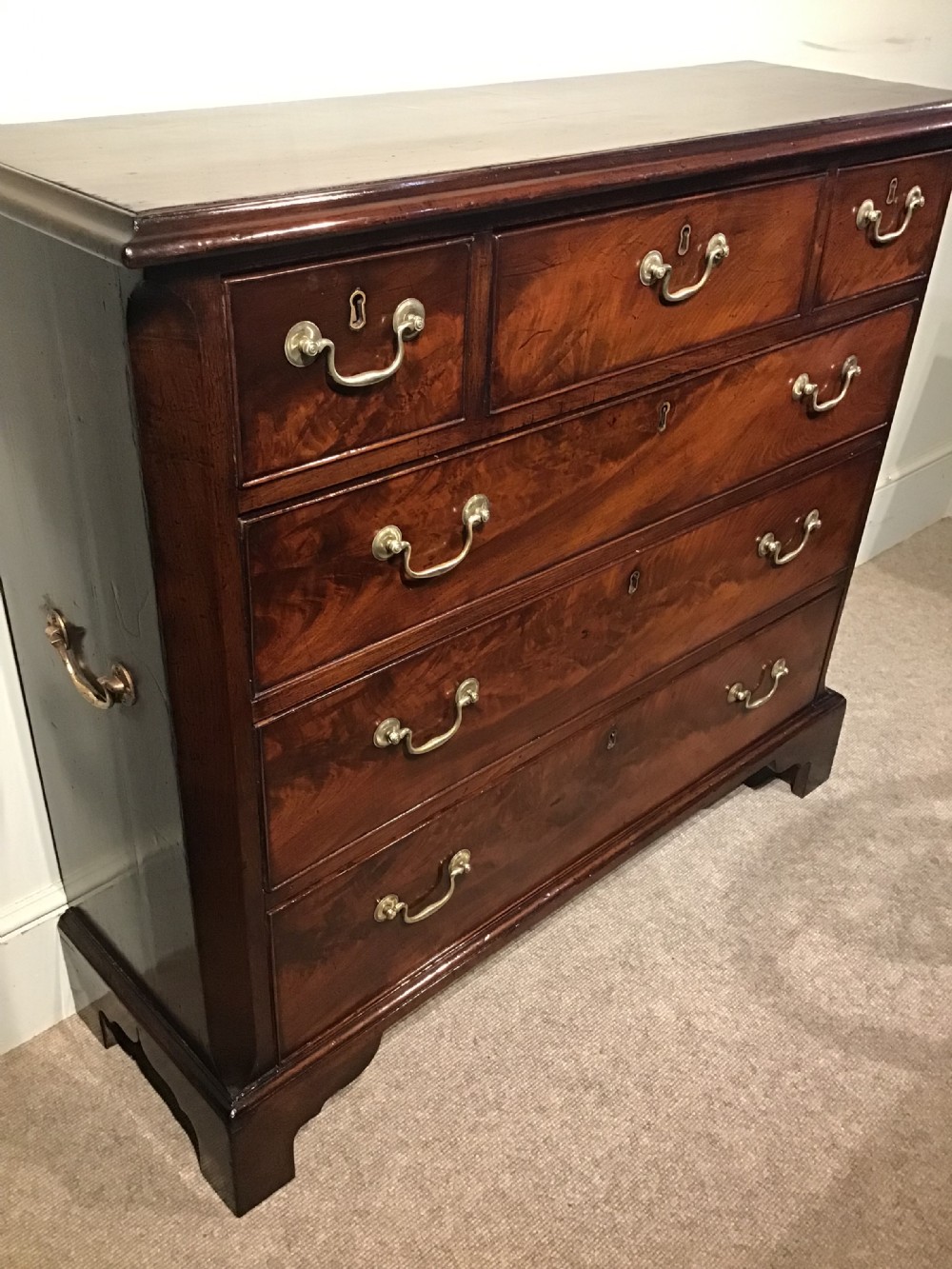 Antique mahogany chest of drawers View X