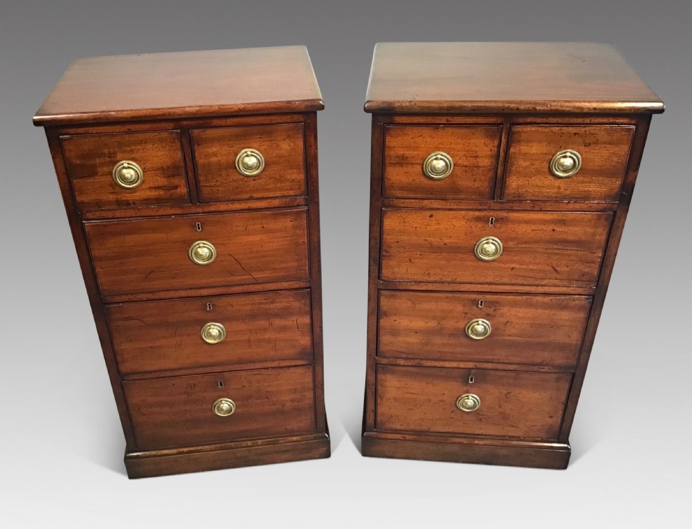Pair of antique mahogany chest of drawers