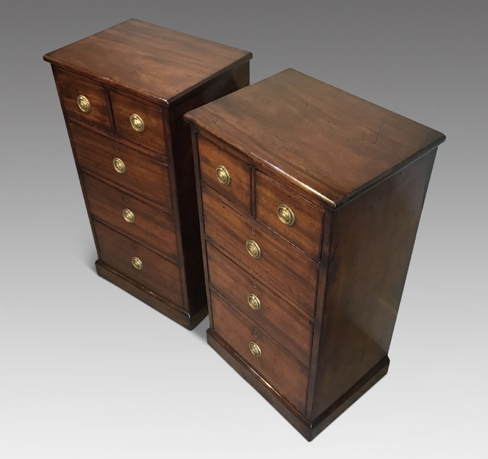 Pair of antique mahogany chest of drawers View II