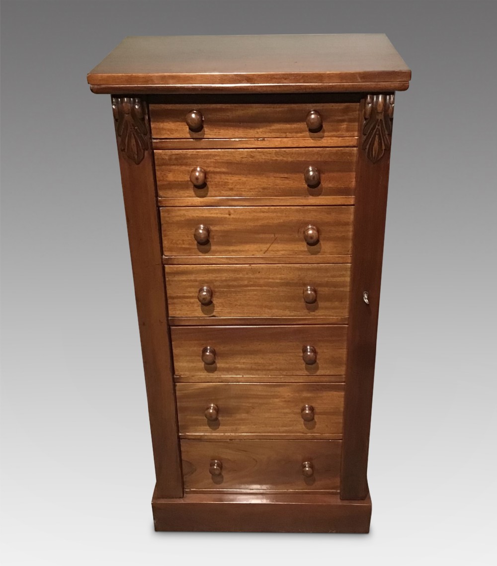 Antique mahogany Wellington chest