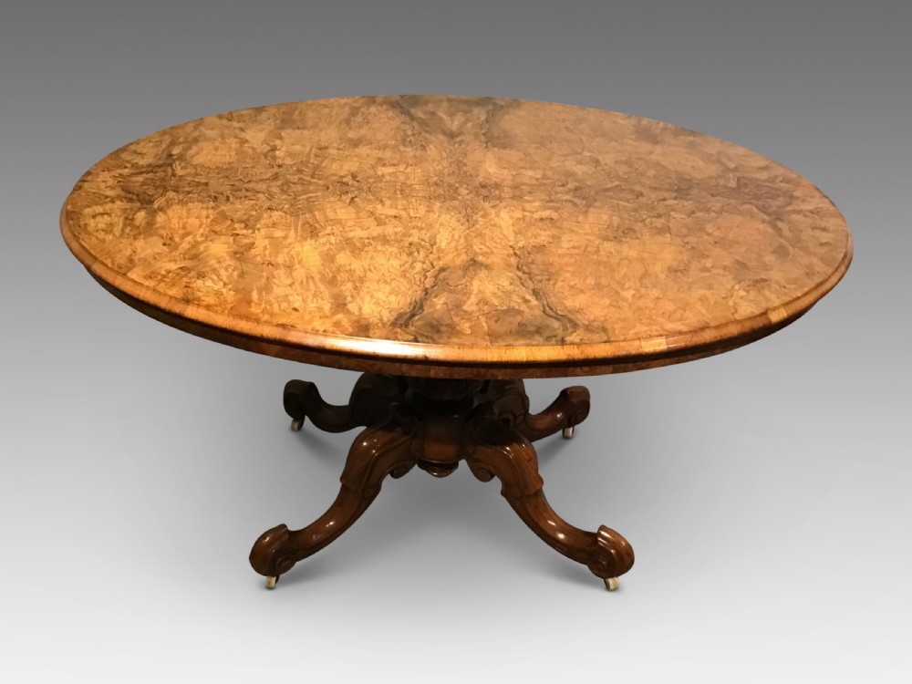 Victorian oval walnut breakfast table View II