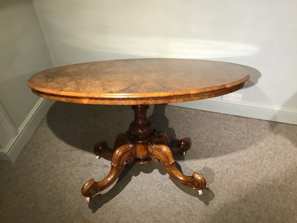Victorian oval walnut breakfast table View IV