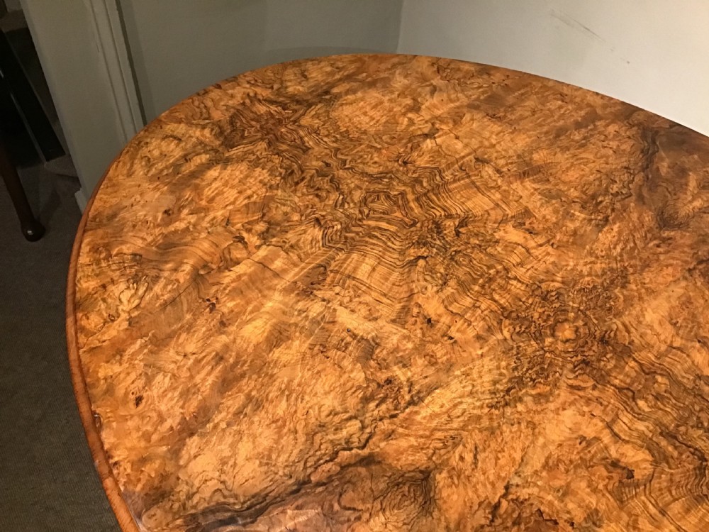 Victorian oval walnut breakfast table View XI