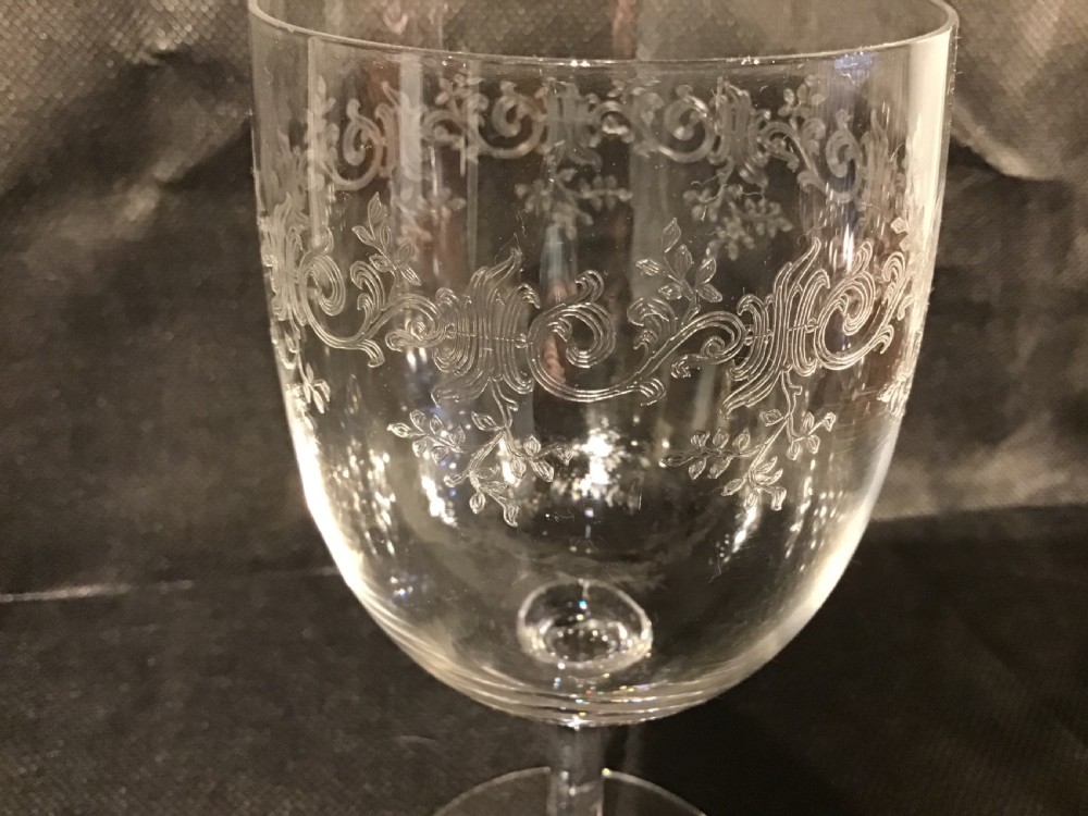 Set of 5 Baccarat glasses  View IV