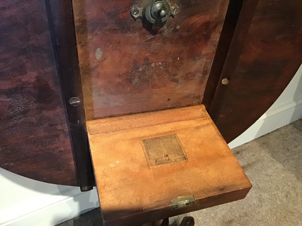 Georgian tripod table View VI