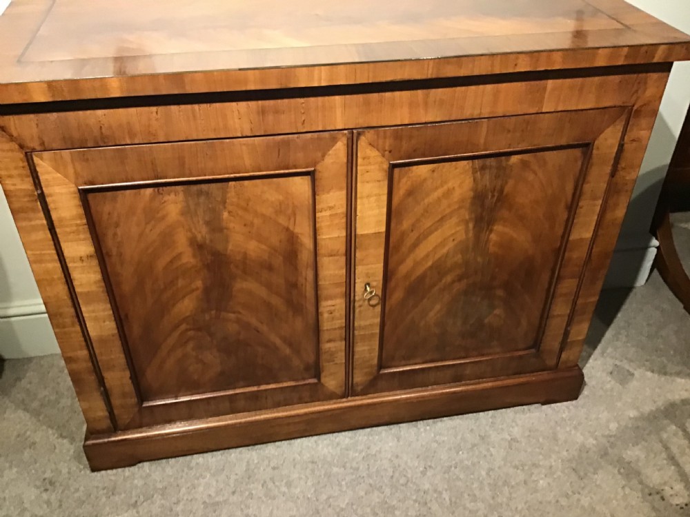 Antique mahogany sidecabinet View III