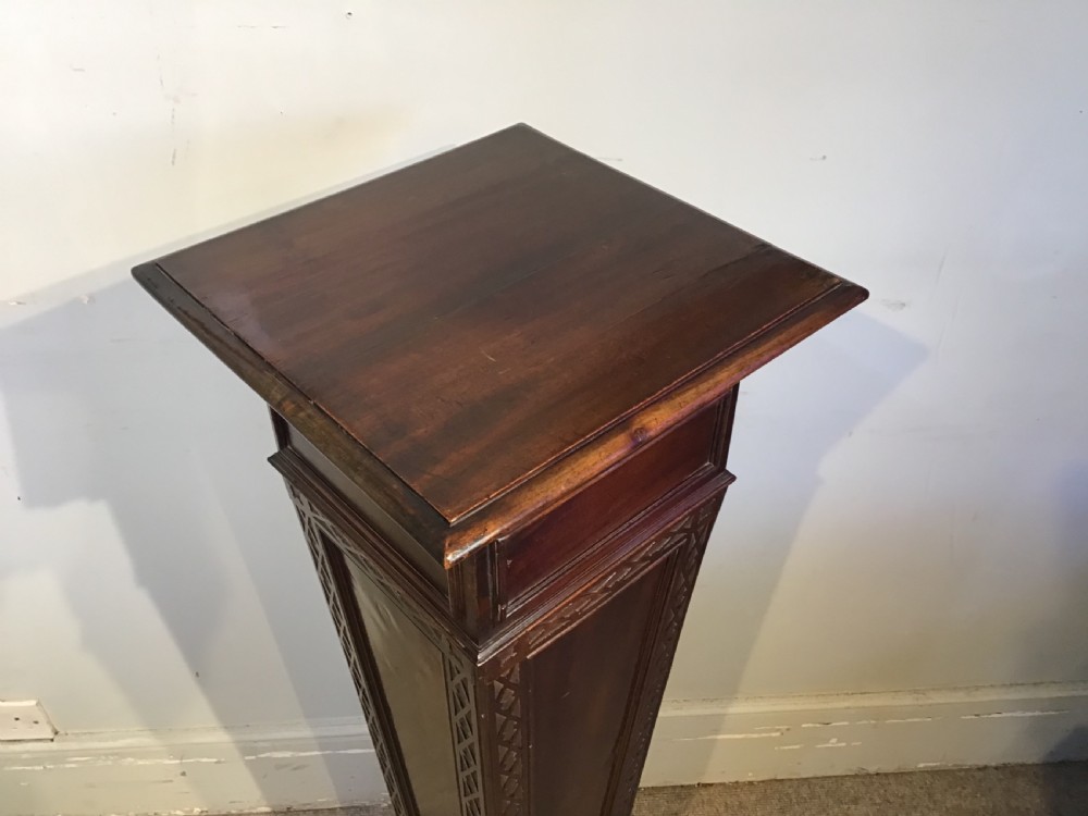 Antique mahogany pedestal View II