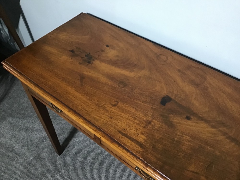 Antique mahogany tea table View IV