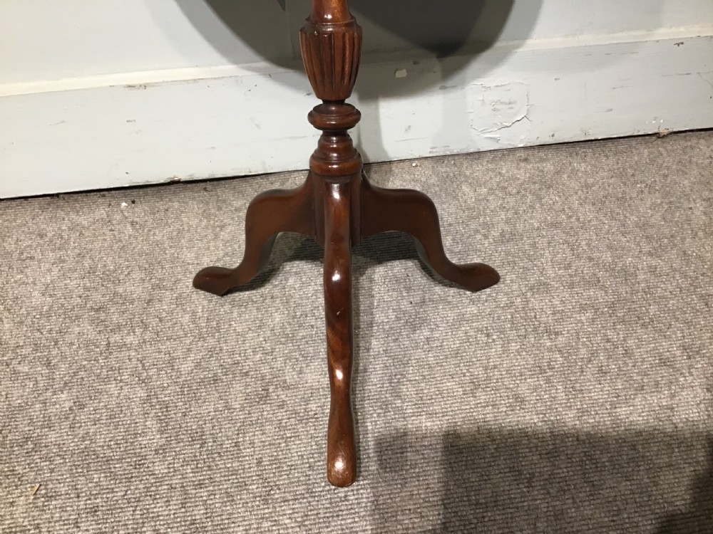 Mahogany wine table View IV