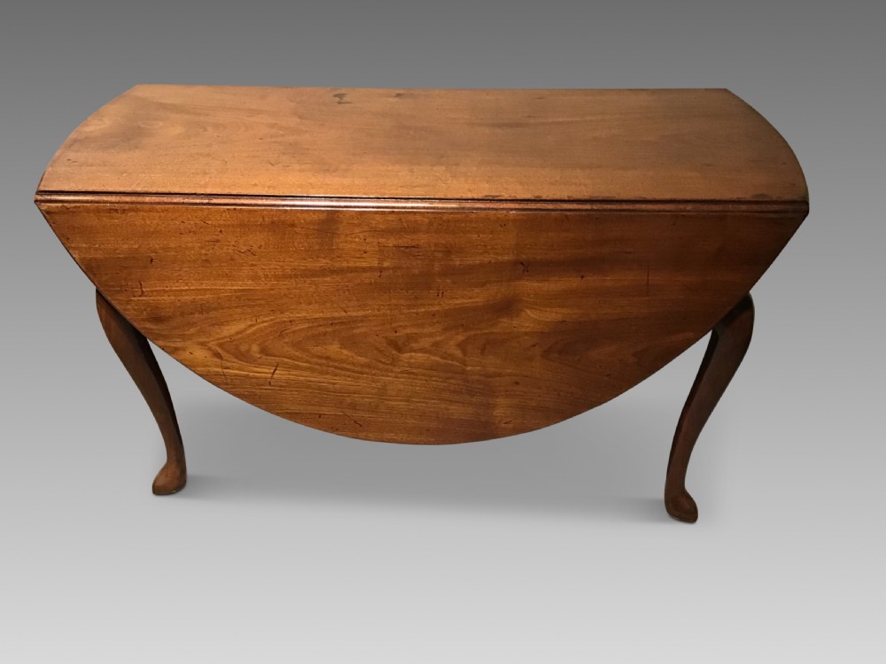 Georgian drop leaf table