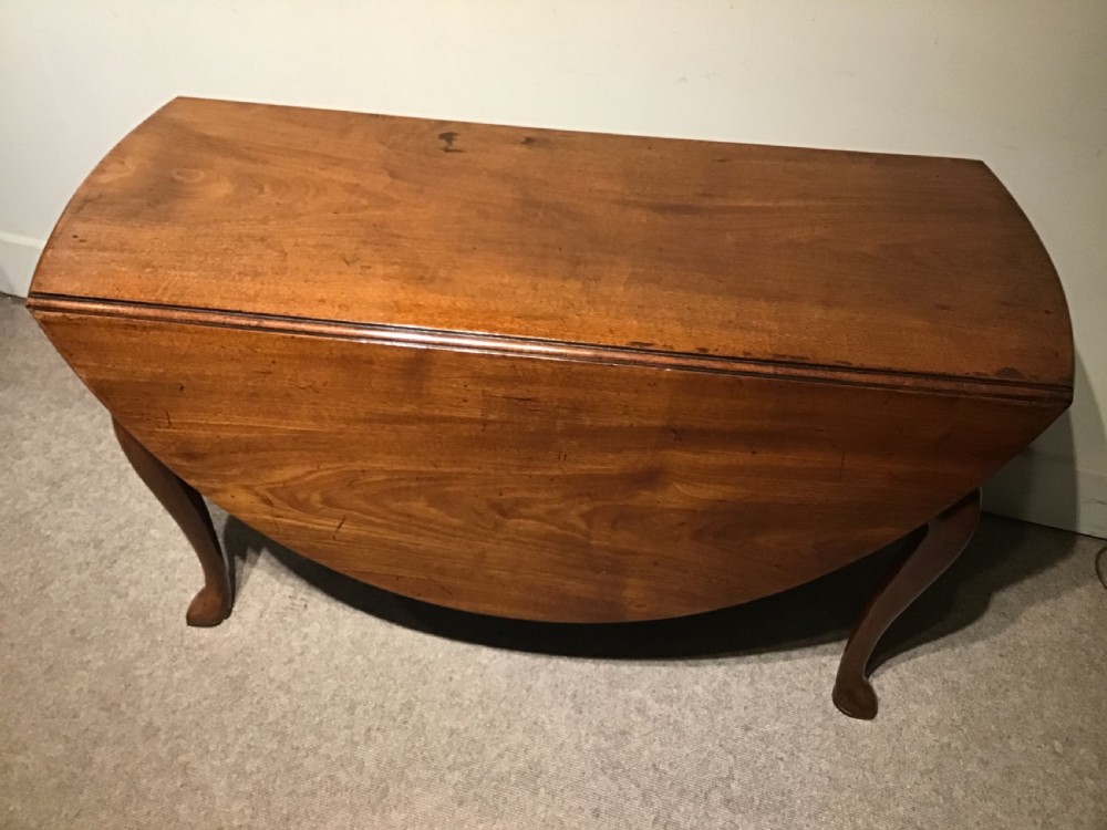 Georgian drop leaf table View III