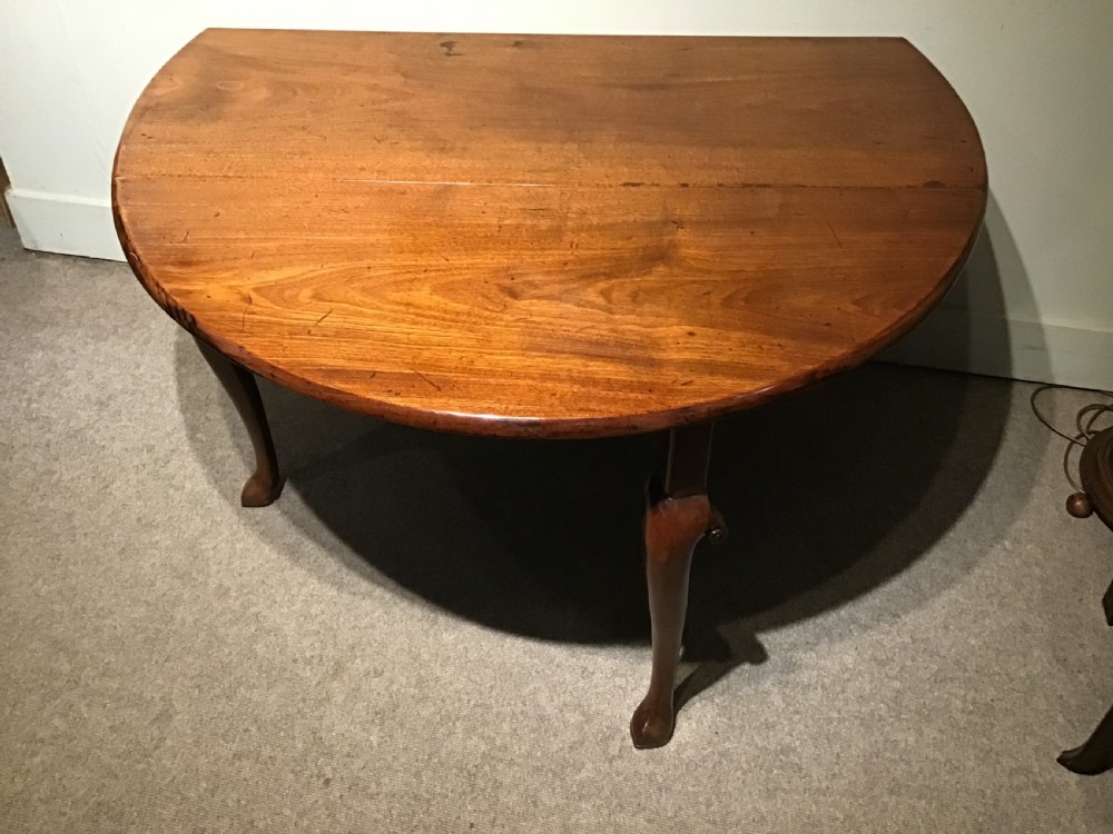 Georgian drop leaf table View V