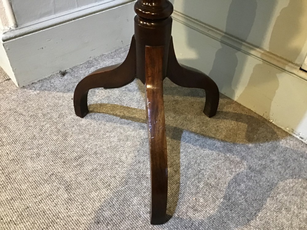 Antique mahogany tripod table View IV