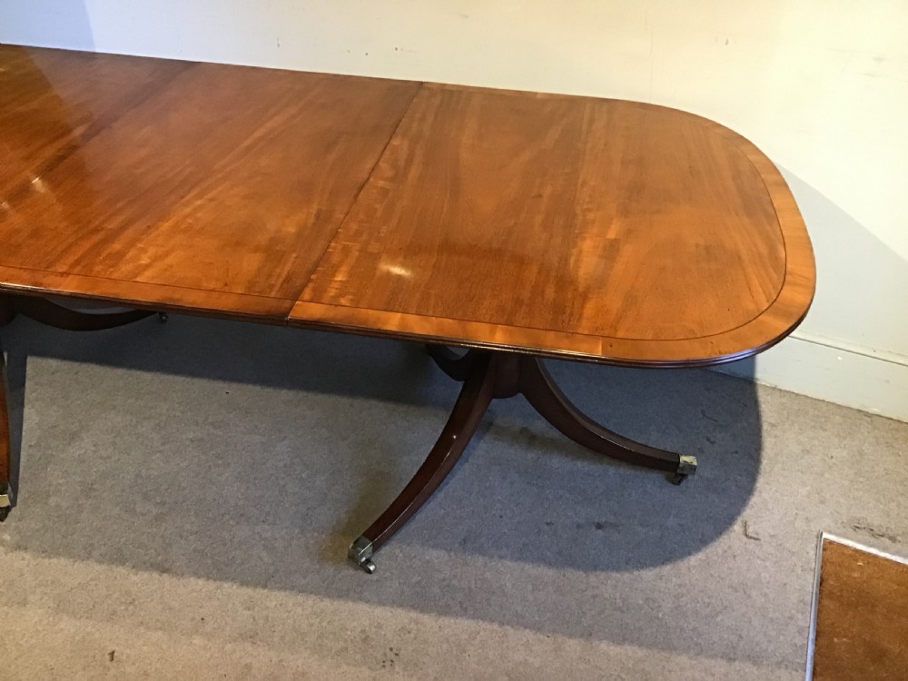 Antique mahogany dining table View VIII