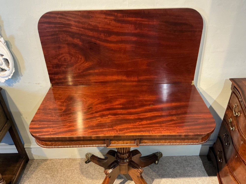 Antique mahogany tea table View VI