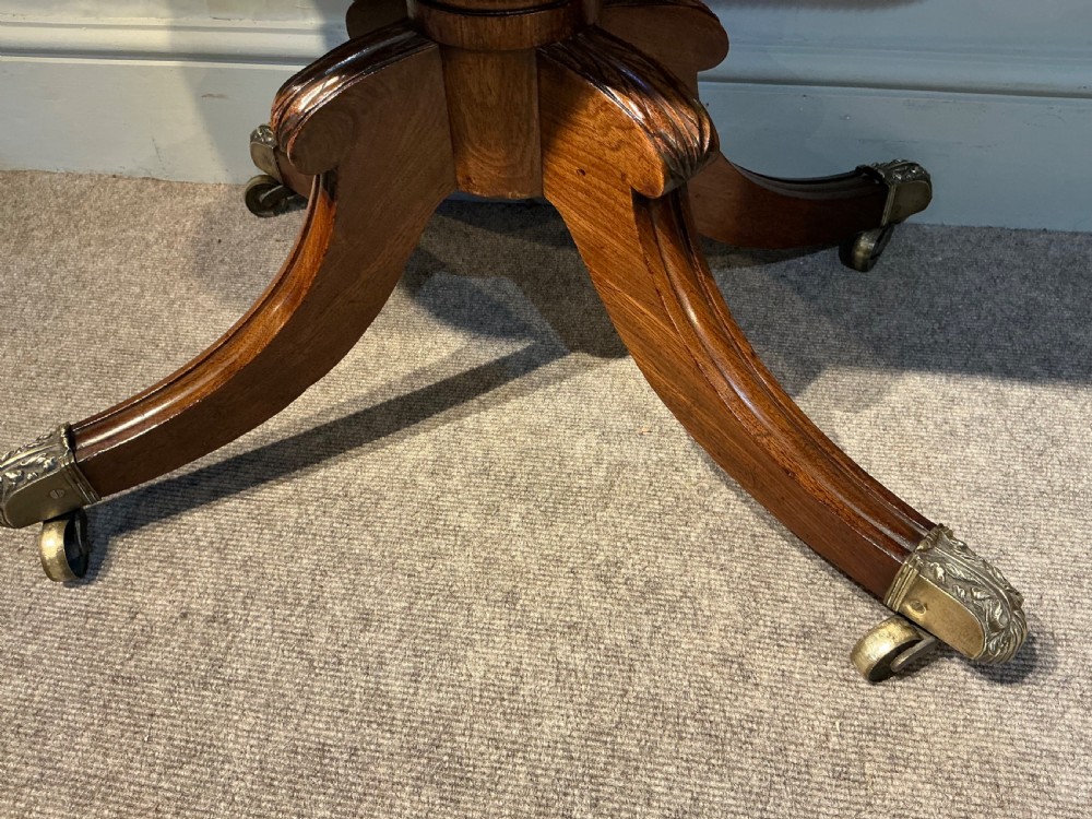 Antique mahogany tea table View VII