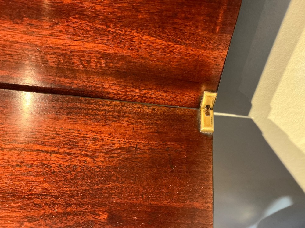 Antique mahogany tea table View XI