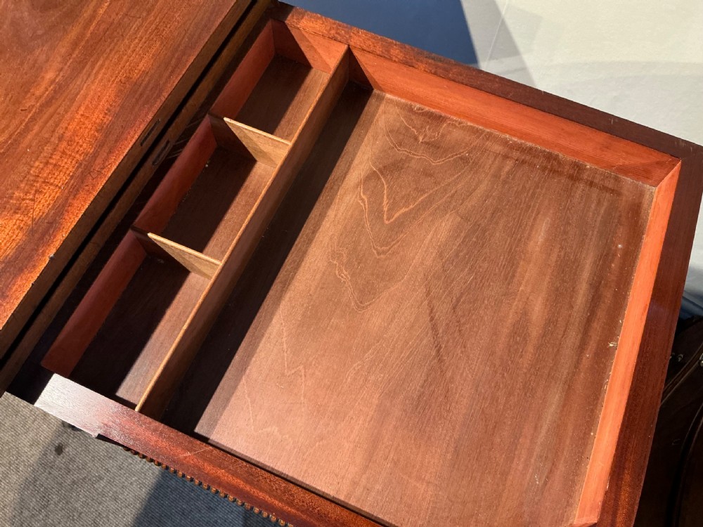 Antique mahogany tea table View XII