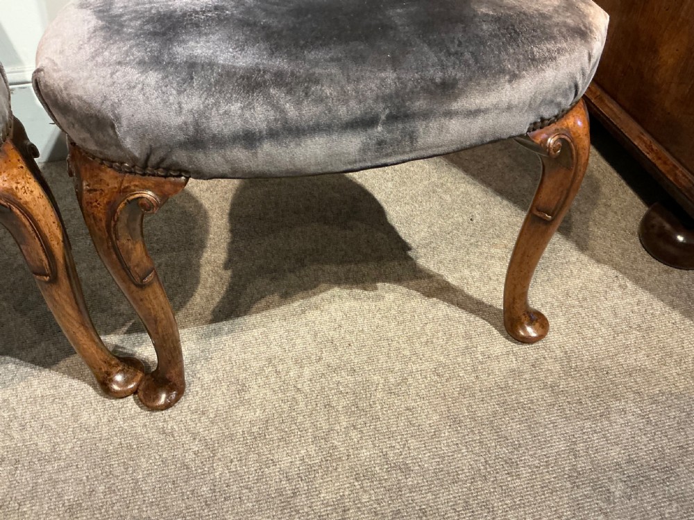 Pair of antique walnut chairs View V
