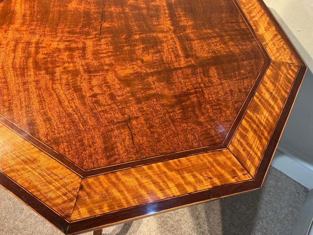 Georgian tripod table View V