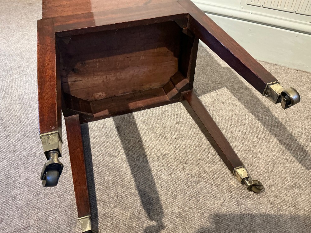 Georgian bottle carrier View IX