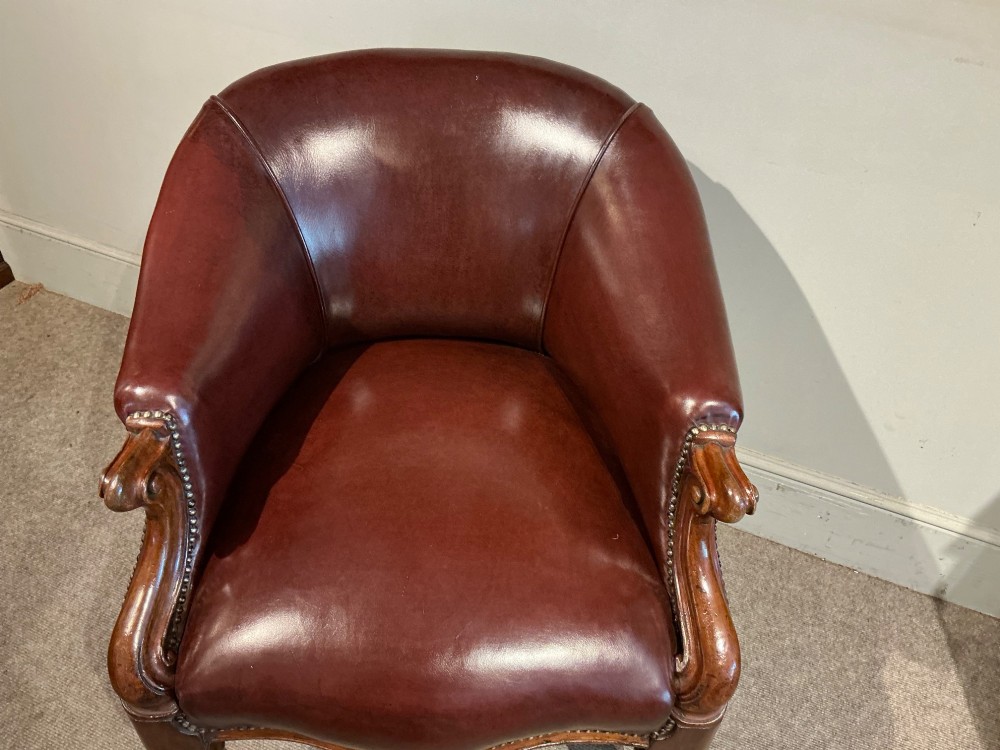 Victorian leather chair View III