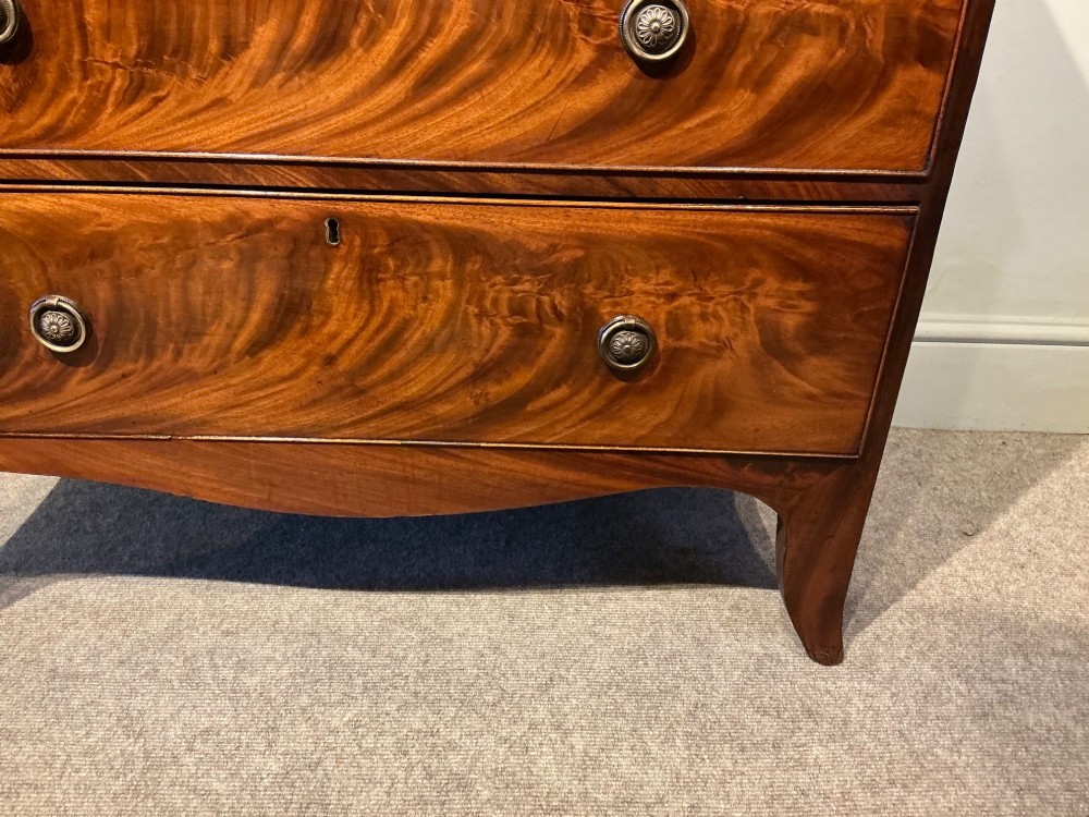 Small antique mahogany chest of drawers View V