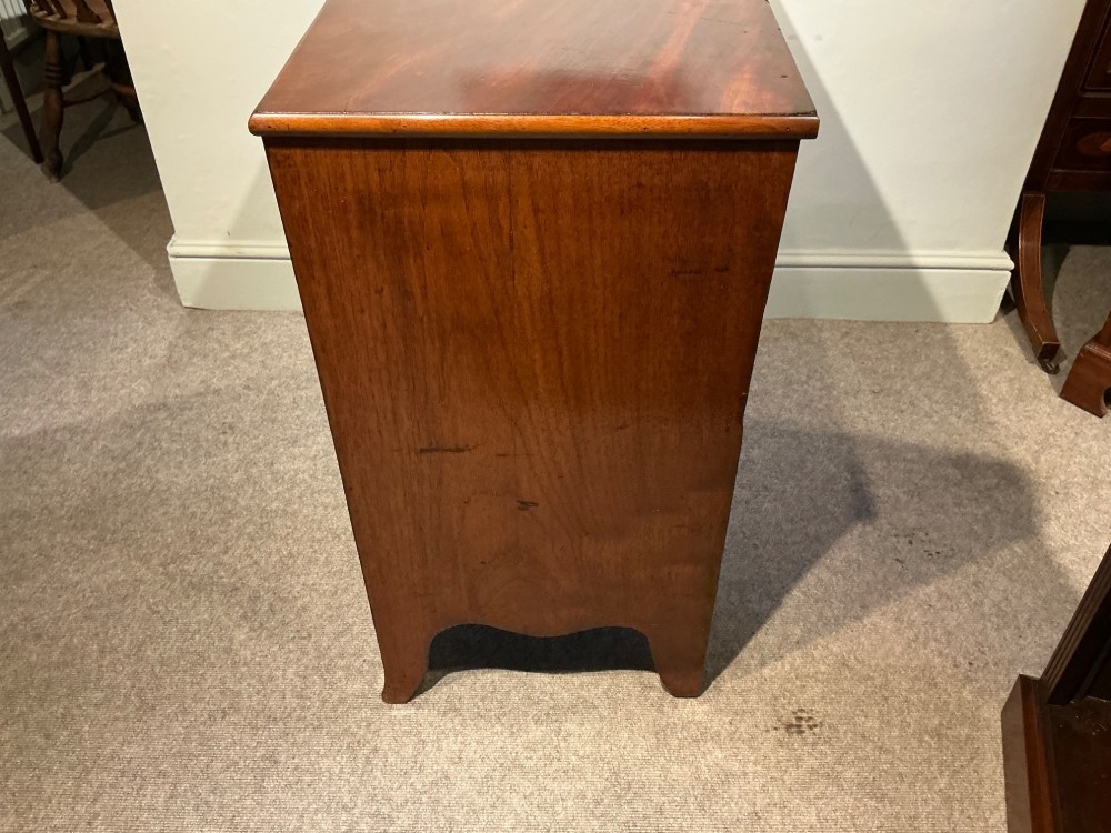 Small antique mahogany chest of drawers View VI