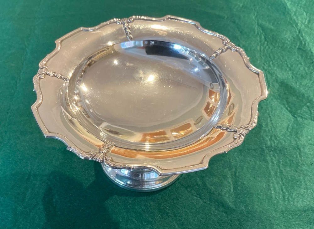 Antique silver tazza View II