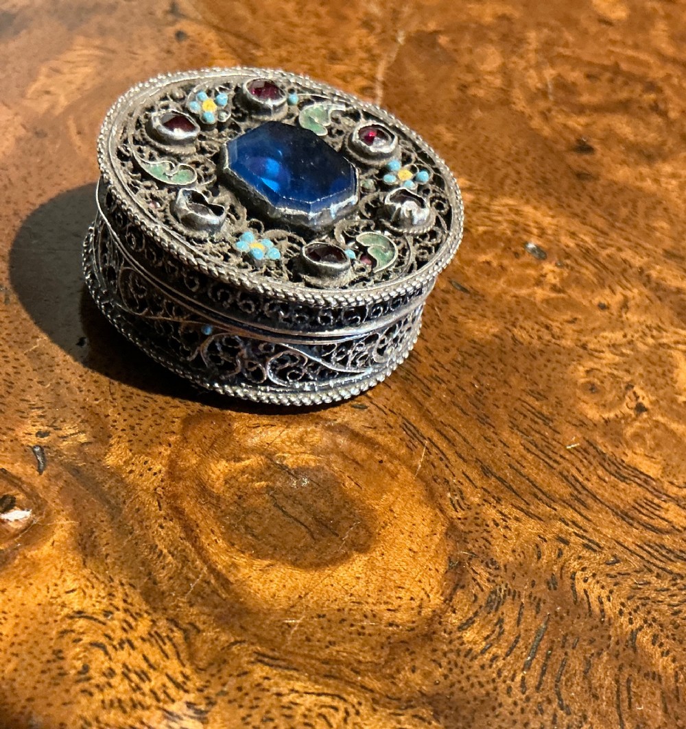 Silver rosary box View IV