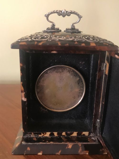 A 19TH CENTURY SILVER TORTOISESHELL CLOCK - ADDITIONAL PHOTO 4