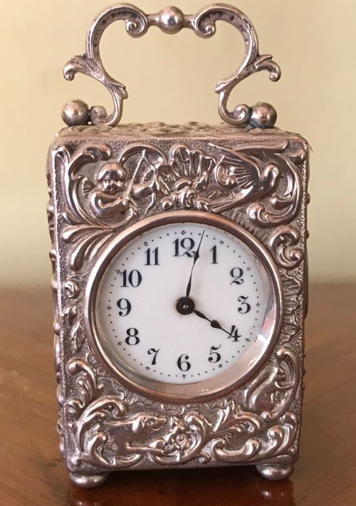 A 19TH CENTURY MINIATURE BOUDOIR TRAVELLING CLOCK - ADDITIONAL PHOTO 2