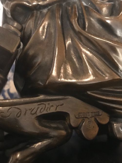 A 19TH CENTURY BRONZE OF SEATED SAPPHO BY JEANJACQUES PRADIER - ADDITIONAL PHOTO 2