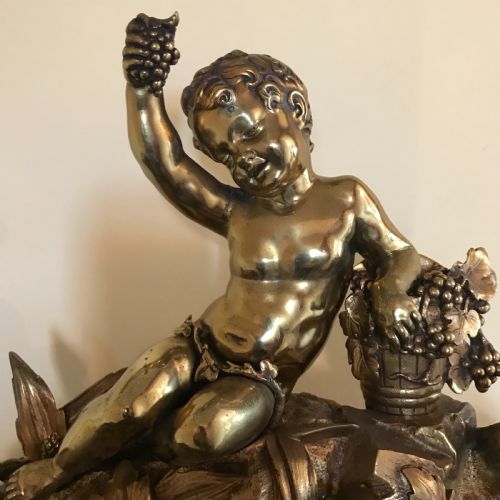 A MANTEL CLOCK BY DENIRE PARIS - ADDITIONAL PHOTO 1