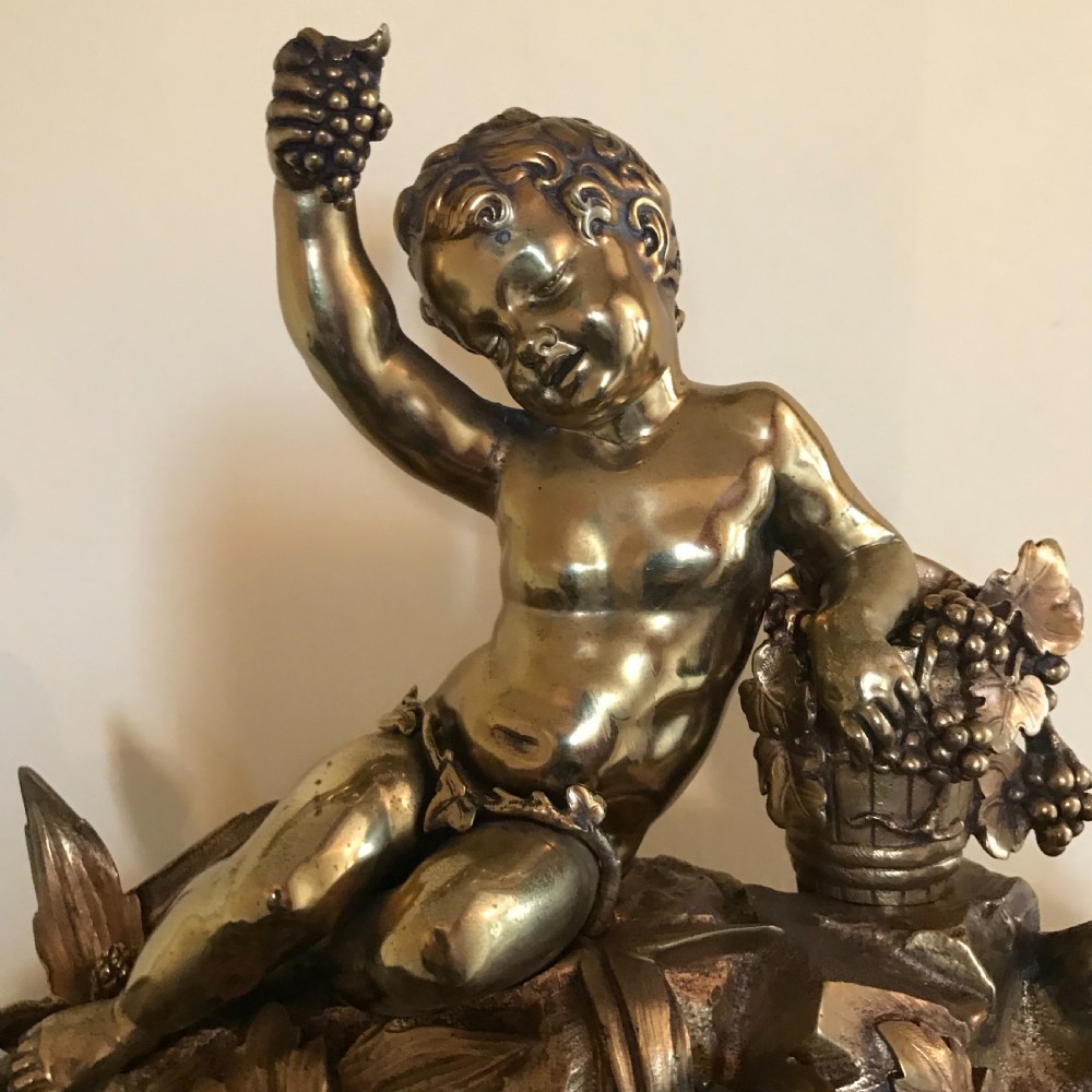 A mantel clock by DENIÉRE PARIS View II