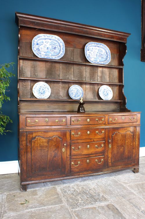 18th Century Welsh Oak Dresser and Rack.