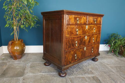 17th Century Chest of Drawers.