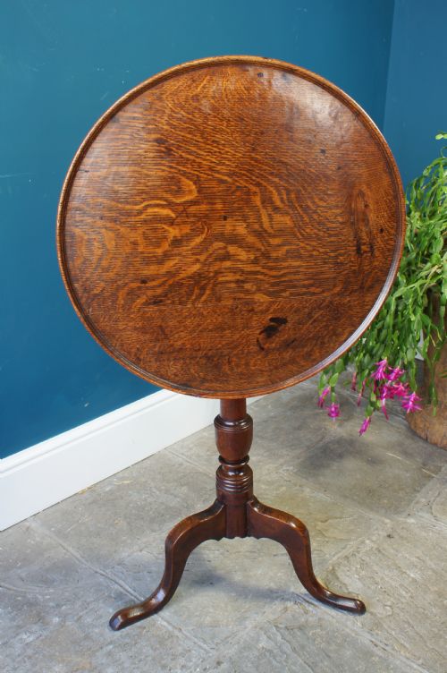 Handsome Oak Tilt-top Tripod Wine Table.