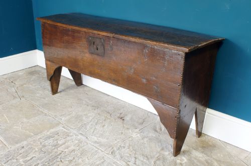 Early 17th Century Oak Coffer.