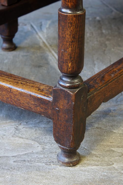 LARGE 18TH CENTURY OAK GATELEG TABLE - ADDITIONAL PHOTO 18