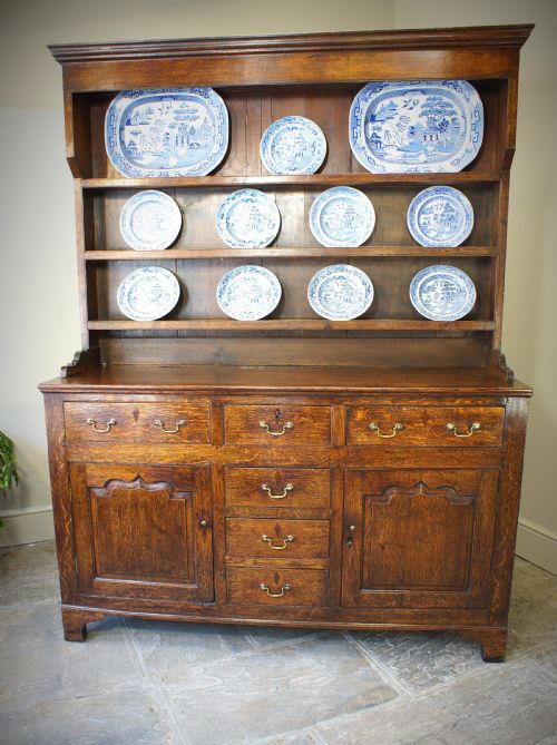 George III Oak Dresser and Rack