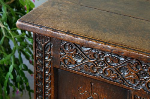 17TH CENTURY YORKSHIRE COFFER - ADDITIONAL PHOTO 3
