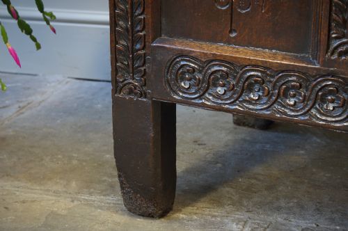 17TH CENTURY YORKSHIRE COFFER - ADDITIONAL PHOTO 14