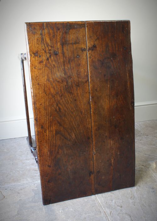A LATE 17TH CENTURY OAK SIDE TABLE - ADDITIONAL PHOTO 11