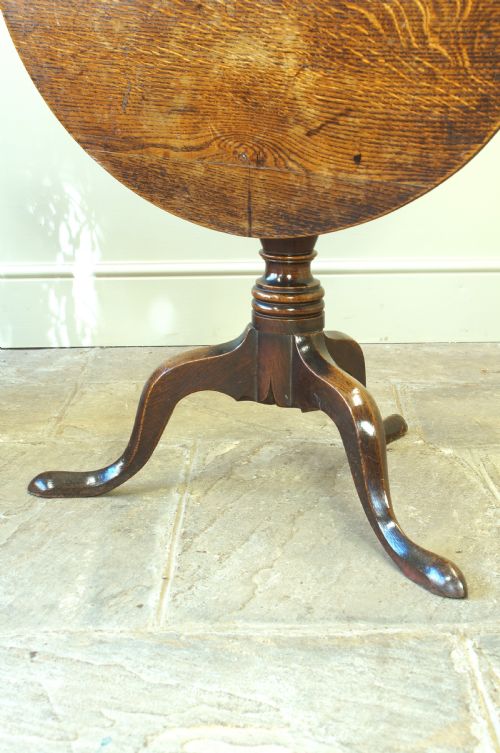 GEORGIAN OAK TRIPOD TABLE - ADDITIONAL PHOTO 6